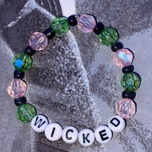 Wicked Beaded Kids Bracelet - Green and Pink